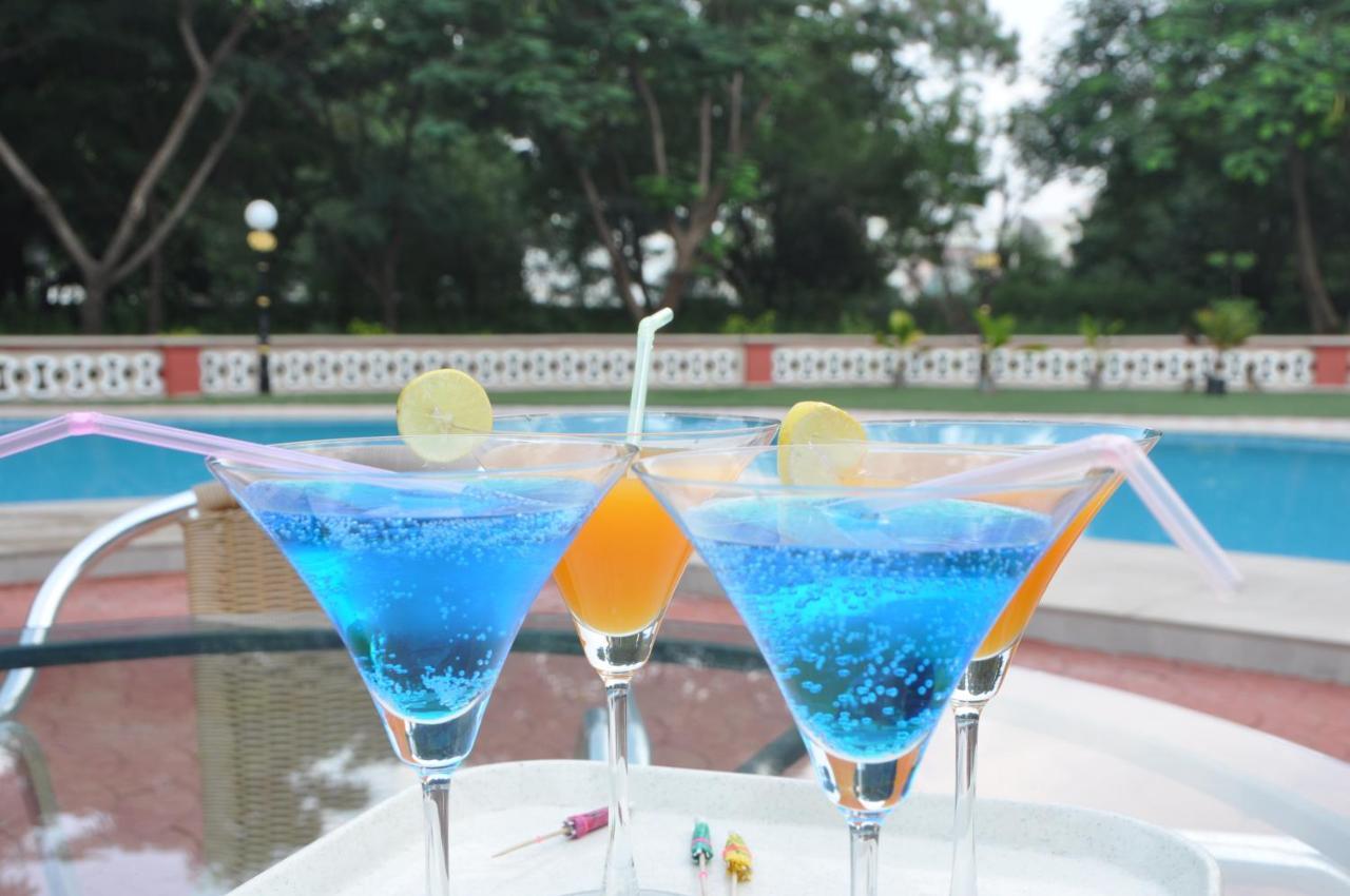 Orchard Palace Gondal ภายนอก รูปภาพ