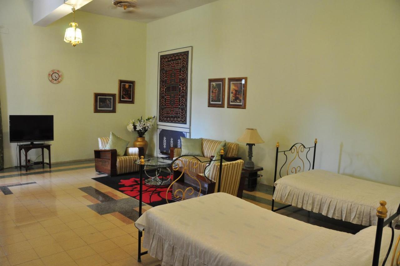Orchard Palace Gondal ภายนอก รูปภาพ